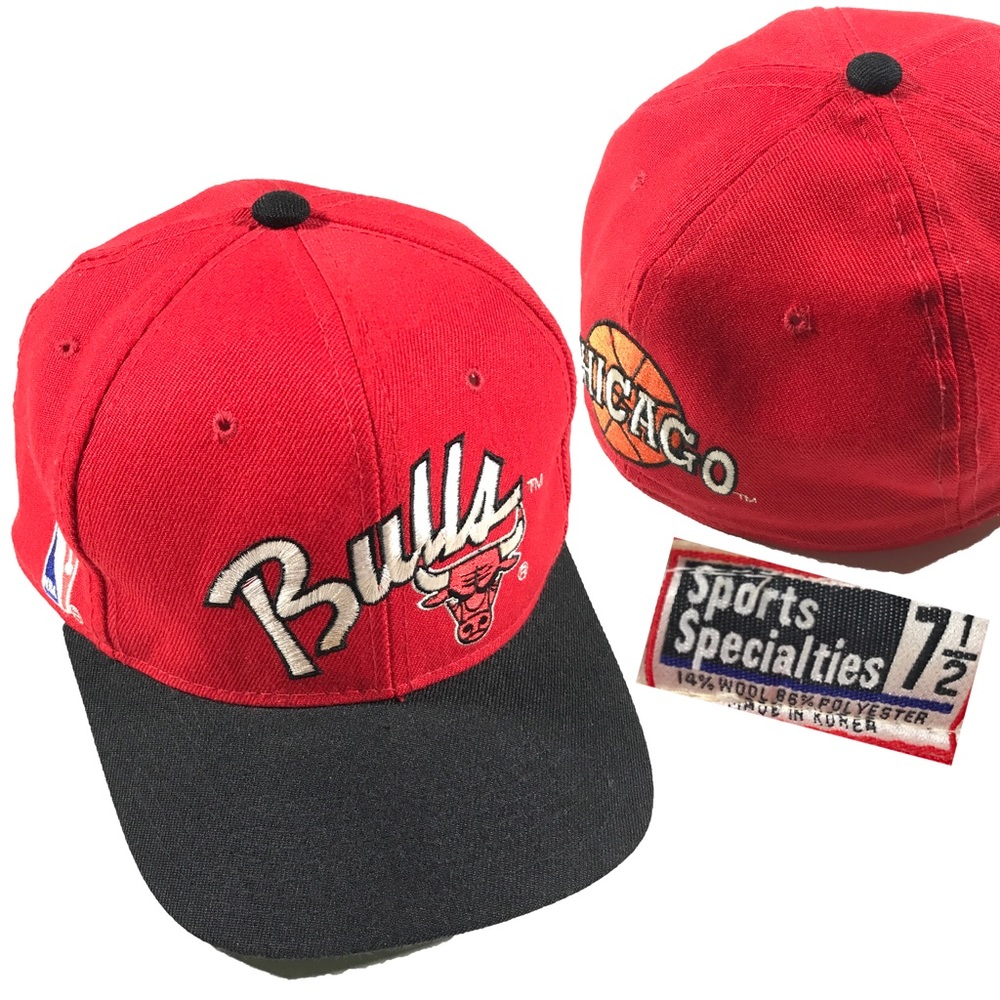 VTG Sports Specialties Chicago Bulls Script 90s 7 1/2”